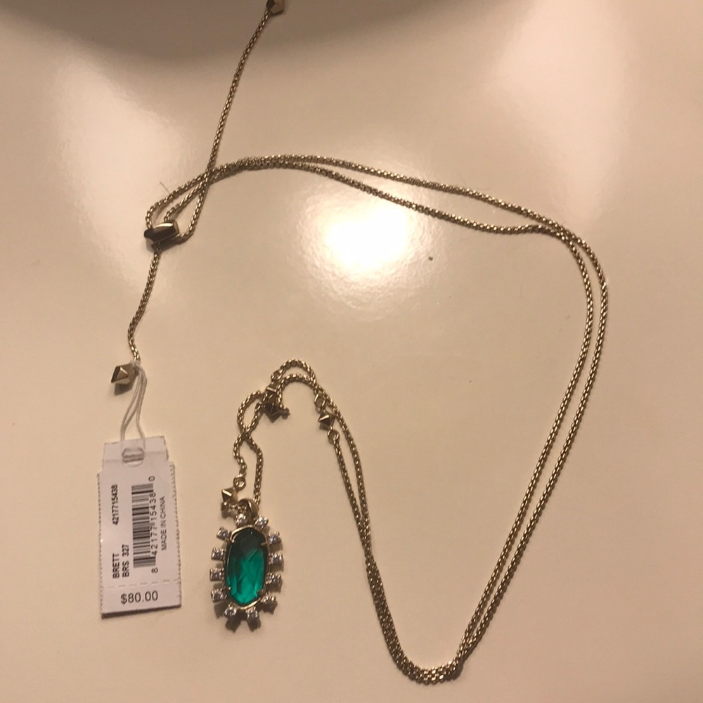 Kendra Scott necklace